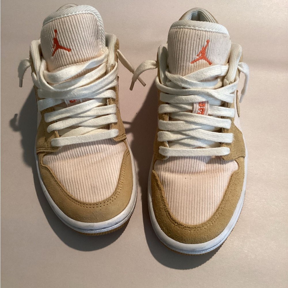 Nike Jordans Athletic Shoes in Cream and Tan